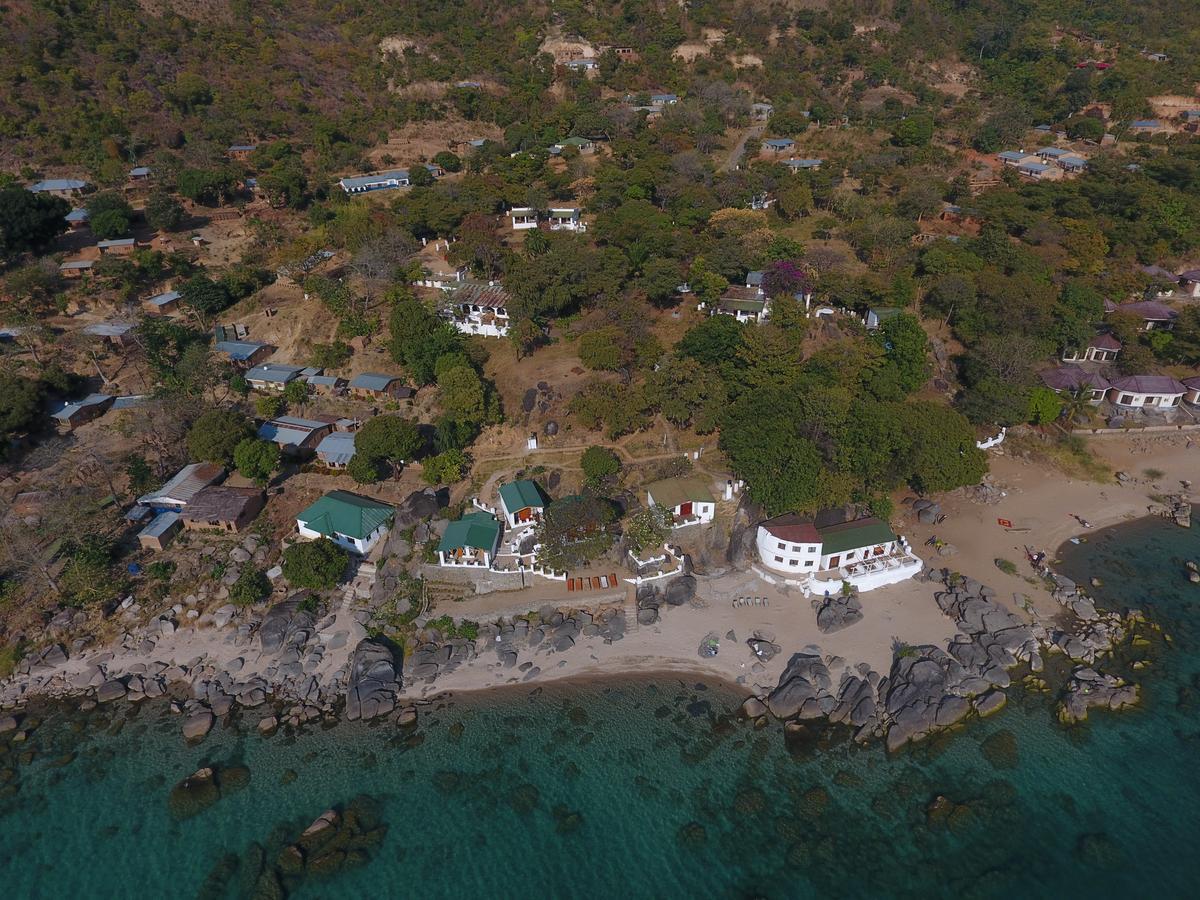 Njaya Lodge Nkhata Bay Exterior photo